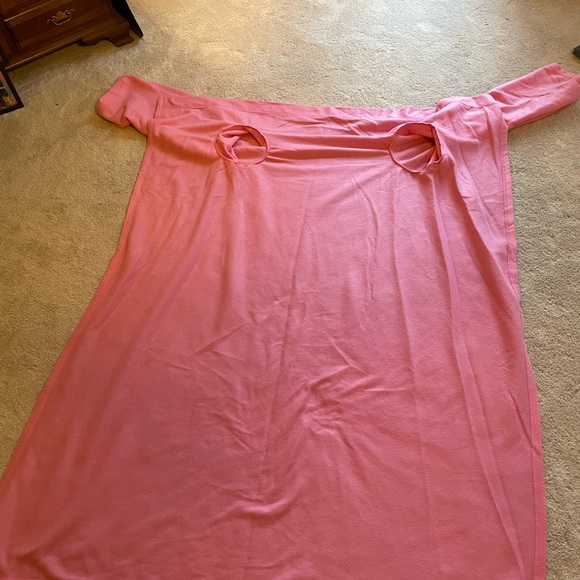 Pink Snuggie - Picture 2 of 3